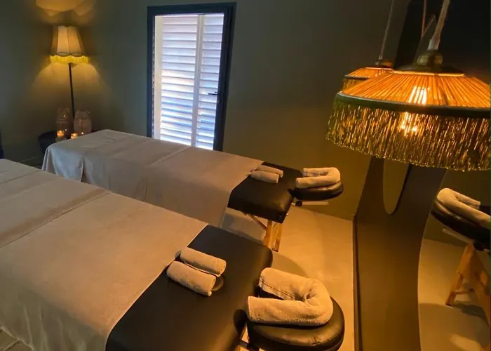 Private Room & Spa Avec Jacuzzi Privatif
